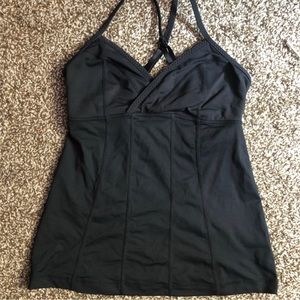 Lulu halter top size 6